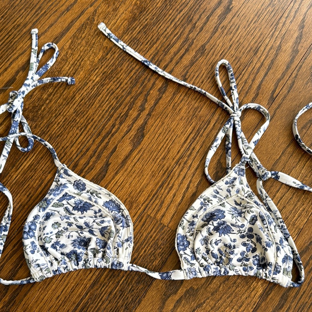 Abercrombie & Fitch Blue Floral Bikini - Picture 8 of 9